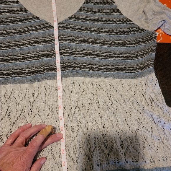 Sweater with crochet belly American Rag ♡ - Picture 10 of 10